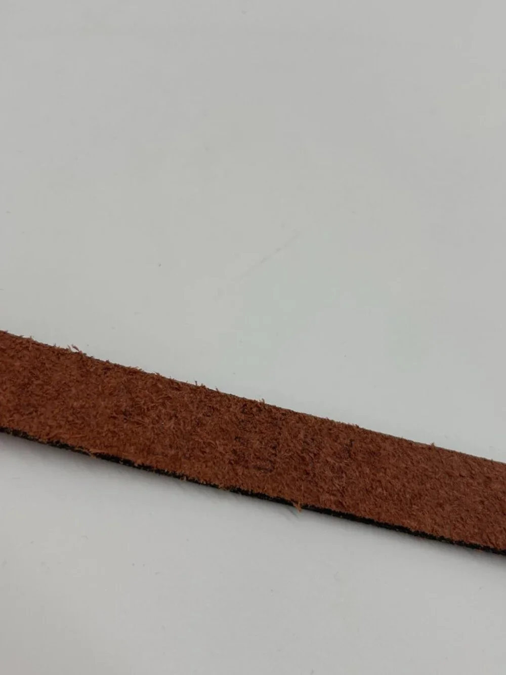 Levi's Vintage Brown Genuine Leather Belt - Made in USA - Womens Size 31 - 34 - Picture 7 of 7